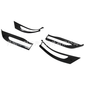 Cadre de garniture de feux arrière OEM noir brillant pour Jeep Grand Cherokee 68220968AA 68220970AA - Product Image 3