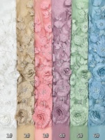 Tissu en dentelle florale 3D à volants, sequins et perles pour robes de mariée et de soirée
