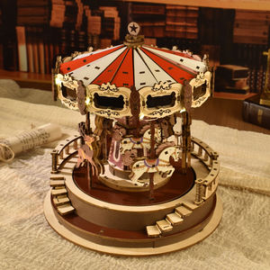 TOMOQ 2026 Nouveau carrousel <span class=keywords><strong>Puzzle</strong></span> en bois <span class=keywords><strong>3D</strong></span> Jouets Ornement romantique - Product Image 3