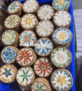 Posavasos Redondos Hechos a Mano de Ratán y Concha de Nácar, para Tazas de Café, Decoración del Hogar, Regalo - Product Image 6