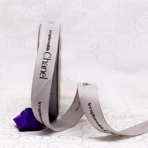 Cinta con fuente de escritura a mano y nombre personalizado para ideas de envoltura de regalos artísticos - Product Image 6