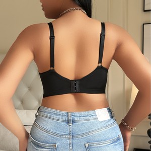 Soutien-gorge sexy à lacets en maille gothique à bonnets profonds et effet push-up pour femmes grandes tailles - Product Image 3