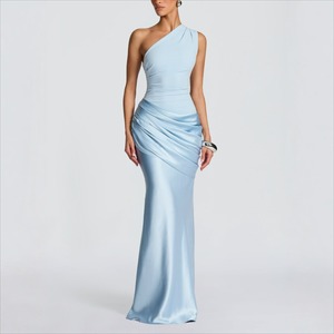 <span class=keywords><strong>Robe</strong></span> longue plissée <span class=keywords><strong>chic</strong></span> asymétrique pour femme, sexy et élégante, en satin, pour <span class=keywords><strong>soirée</strong></span>, anniversaire ou fête, vente en gros - Product Image 3