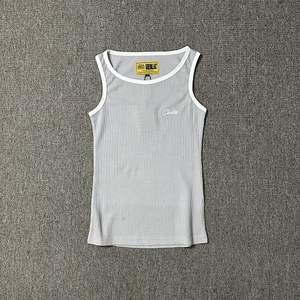 Chaleco ajustado de verano para entrenamiento deportivo, fitness, que muestra los músculos, CORTEIZ, top elástico y cómodo de corte ajustado. - Product Image 2