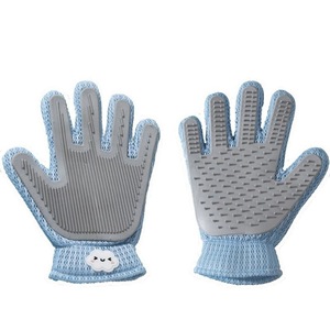 ถุงมือดูแลขนสัตว์เลี้ยงสีฟ้าแบบสองด้าน ยี่ห้อ Blue Cloud สำหรับนวดและทำความสะอาดสัตว์เลี้ยง นำเข้าจากจีน - Product Image 5