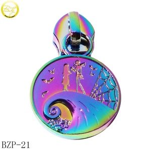 Vòng <span class=keywords><strong>Shape</strong></span> Wallet Phần Cứng Thương Hiệu Kim Loại Puller Tùy Chỉnh Cầu Vồng Logo Dây Kéo Thanh Trượt Thẻ Charms Cho Hành Lý - Product Image 1