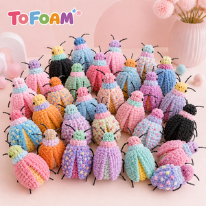 Muñeco de Broma de Ganchillo de Cucaracha Divertida, Juguete de Broma para Adultos, Regalo de Broma de Gran Venta - Product Image 5