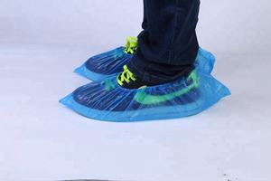 Penutup kaki tahan air dalam ruangan sekali pakai CPE penutup sepatu sekali pakai keselamatan - Product Image 4
