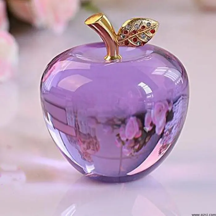 Hot Sale Wedding Favors Beautiful Purple Fruit Shape Wedding Gift Crystal Glass Fruit
