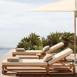Chaise longue de jardin moderne en teck, lit de détente, coussins résistants à l'eau, luxe durable pour hôtels, patios, cours, villas - Product Image 1