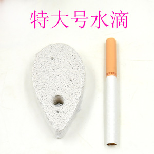 Pierre à mordiller extra large en forme de cœur en roche volcanique pour chinchillas, lapins, cochons d'Inde, ours – Jouet durable pour animaux de compagnie - Product Image 2