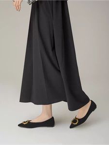 2026 Korean <strong>Vintage</strong> Fashion Design <strong>Women's</strong> <strong>Shoes</strong> Black Pointed-Toe Flats with Gold Metal Buckle - Product Image 5