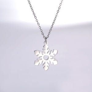 Collier avec pendentif en acier inoxydable avec des flocons de neige Frozen <span class=keywords><strong>Elsa</strong></span> pour femmes, filles, enfants, cadeaux de Noël, vente en gros - Product Image 4