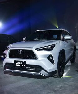 3D personnalisé tpv caoutchouc LHD accessoires de voiture tapis de voiture pour Toyota <span class=keywords><strong>Yaris</strong></span> <span class=keywords><strong>cross</strong></span> 2023 + - Product Image 6