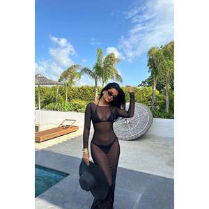 Robe de plage en tulle noire Eliza, élégante, pour couvrir les maillots de bain - Product Image 4