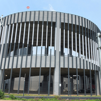 Sistema de Revestimiento de Paredes Exteriores con Perfil de Aluminio con Recubrimiento de PVDF