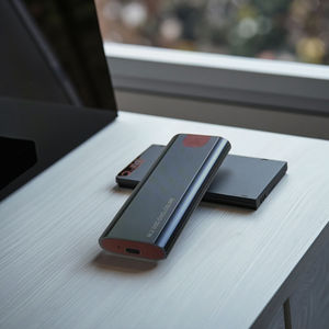 กล่องไดรฟ์โซลิดสเตท M.<span class=keywords><strong>2</strong></span> NVMe อุปกรณ์ติดตั้งเปลือกอลูมิเนียมอัลลอยด์ฟรี - Product Image 1