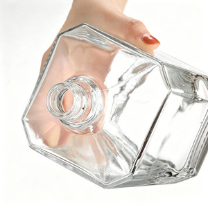 Bottiglia per Liquori in Vetro Cristallo Senza Piombo, Quadrata e Piatta, con Tappo in Sughero, Colore Personalizzato, Smerigliata, Vuota, Direttamente dalla Fabbrica - Product Image 3
