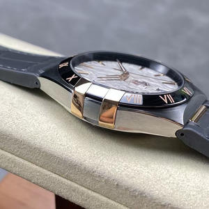 Reloj de Negocios Moderno y Elegante para Hombre con Cristal de Zafiro Simple en la Parte Delantera y Trasera, Bisel de Cerámica y Visualización de Fecha - Product Image 3