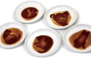 Assiette ronde petite en grès, motif chat, pour sauce soja et plats aux haricots, 9 cm, compatible lave-vaisselle et four à micro-ondes - Product Image 4