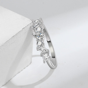 メーカー卸売925スターリングシルバージルコンリングDカラーシリコーンリングファッションキラキラダイヤモンド女性の結婚指輪 - Product Image 5