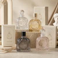 Diffuseur de parfum à bâtonnets en verre transparent 120 ml avec bouchon doré