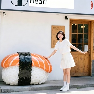 Sculpture géante réaliste de <span class=keywords><strong>sushi</strong></span> japonais en fibre de verre résistante aux intempéries, avec détails réalistes, pour l'aménagement extérieur des restaurants de <span class=keywords><strong>sushi</strong></span> - Product Image 3