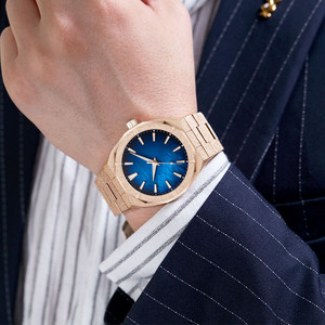 Reloj de acero inoxidable para hombre, color oro esmerilado, estilo empresarial – La opción de regalo perfecta - Product Image 5