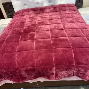 لحاف مبطن ، الأكثر مبيعًا بطانية صوف الضأن غطاء بطانية بطانية صوف مرجاني سميك بطانية بلون سادة للبيع بالجملة مخصص - Product Image 2