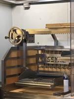 Matériel de restauration pour hôtels et restaurants en acier inoxydable 304, barbecue argentin de style lift, barbecue au charbon de bois Santa Maria