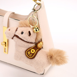 Portachiavi Peluche a Forma di Lingotti Simulati Stile Instagram con Piccoli Cavalli, Souvenir Regalo, Bambola per Macchina Acchiappapeluche, Cotone PP Cinese - Product Image 2