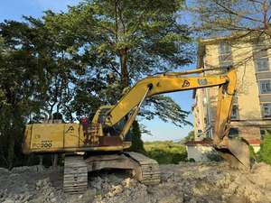 Excavatrice sur chenilles Komatsu PC200 d'occasion du Japon, 20 tonnes, modèles PC200-8, PC200-8MO, PC200-7, PC200-6 - Product Image 5