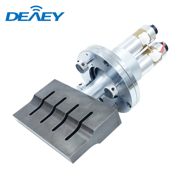 15khz 4200w Ultrasonic Pzt Transducer With Booster for Plastic Welding Machine