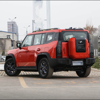 SUV Jetour T2 PHEV à 5 places avec carrosserie en acier haute résistance, couple de 700 Nm, vitesse maximale de 129 km/h, idéal pour les voyages en famille et le camping en plein air