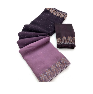 Fournisseur en gros de sarees de luxe au design moderne pour femmes, vêtements indiens et pakistanais, saree en mousseline avec blouse Banglori - Product Image 1