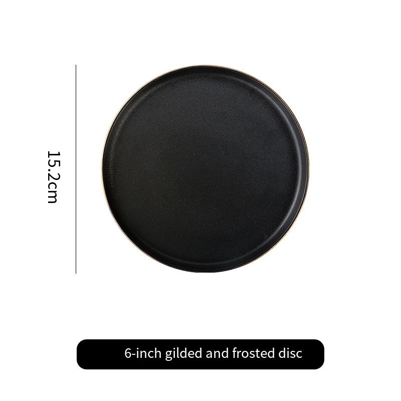 Assiette noire mate avec bordure dorée 15 cm