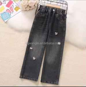 Vente en gros Nouveau jean ample d'été à la mode pour enfants, décontracté, rétro, délavé, droit, pour filles - Product Image 2