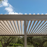 Pergola de luxe B2B sur mesure 4x7m en aluminium à grain de bois, écologique, anti-neige, pour jardinage extérieur et restaurants