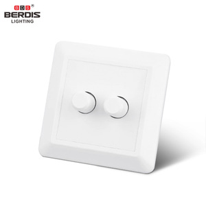 Group Control <span class=keywords><strong>DUO</strong></span> 150W 250W EU CE Standard Gradateur haut de gamme blanc noir 200-240V - Product Image 1