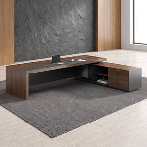 Bureau de direction en L pour le patron et le manager : simple, élégant et grandiose. Avec armoire de rangement. Personnalisable. - Product Image 3
