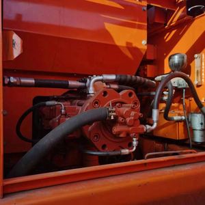 รถขุดมือสองเกาหลี Doosan DH220 ปี 2020 พร้อมปั๊ม PLC เกียร์บ็อกซ์ และชิ้นส่วน Kawasaki - เครื่องจักรก่อสร้างสำหรับงานดิน - Product Image 6