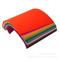 Fogli di Feltro in Poliestere Morbido Personalizzabili OEM ODM, Resistenti allo Strappo, Punturati ad Ago, Peso Medio, Colori Assortiti, Non Tessuto, Tagliabili
