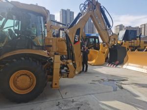 Cargadores CAT420F de segunda mano de alta calidad Ingeniería y construcción de gran capacidad Capacidad máxima del cucharón 4.2M3 con frente - Product Image 4