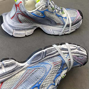 Baskets de sport décontractées 3XL personnalisables sur mesure, qualité supérieure, respirantes, antidérapantes, amortissantes, légères, en maille - Product Image 4