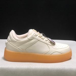 Chaussures de marque de luxe de haute qualité, versions homme et femme, conçues par des designers célèbres, mode décontractée blanche, tissu extensible en maille - Product Image 1