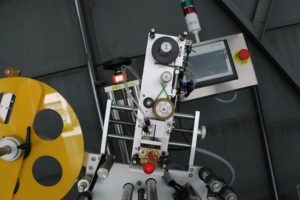 Machine d'étiquetage <span class=keywords><strong>de</strong></span> timbres fiscaux SKILT, autocollante, pour bouteilles, boîtes, dessus, en forme <span class=keywords><strong>de</strong></span> U, en forme <span class=keywords><strong>de</strong></span> <span class=keywords><strong>L</strong></span> - Product Image 3