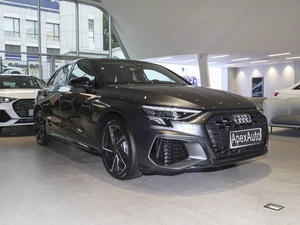 Alta configuración <span class=keywords><strong>Audi</strong></span> <span class=keywords><strong>A3</strong></span> 35 TFSI 2023 Volante a la izquierda Turbo Gas Combustible Coches AWD R20 Tamaño del neumático Stock en Argelia - Product Image 3