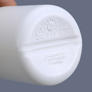 Bottiglia in Plastica Fluorurata Nera Rinforzata Anti-UV per Stoccaggio di Pesticidi Liquidi Agricoli - Product Image 4