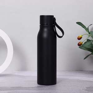 Poignée de bouteille en silicone doux au toucher, vente en gros d'usine, pièce de préhension élastique adaptée aux bouteilles isothermes à goulot étroit - Product Image 6