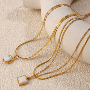 Collar con Colgante Geométrico, Diseño Irregular con Engaste de Aleación de Zinc, Cadena Multicapa para Uso Diario, Tono Dorado - Product Image 3